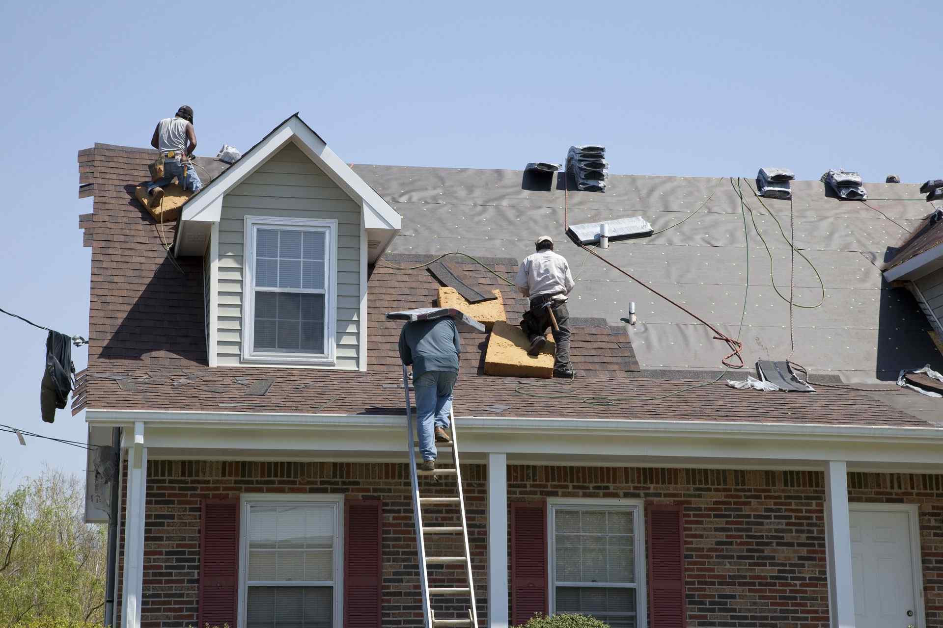 When is the Best Time to Replace a Roof 1